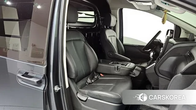 Hyundai Staria id 3236876 из Кореи 20