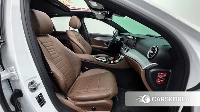 Mercedes-Benz E-Class W213 id 3778215 из Кореи 20