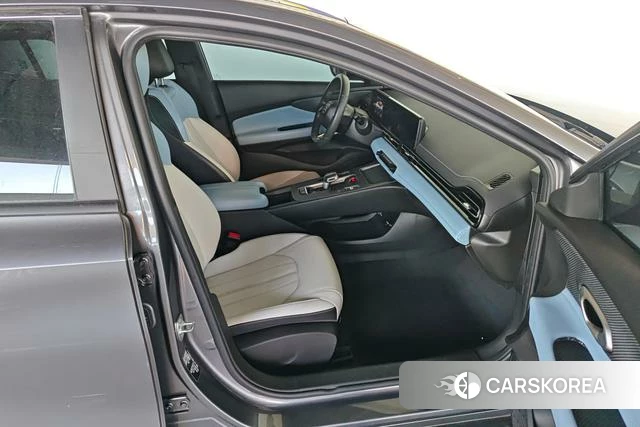 GAC Trumpchi Shadow Leopard id 3804980 из Китая 17