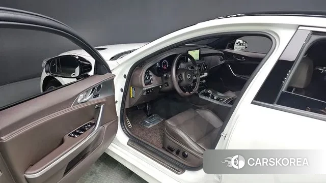 Kia Stinger id 2981733 из Кореи 20