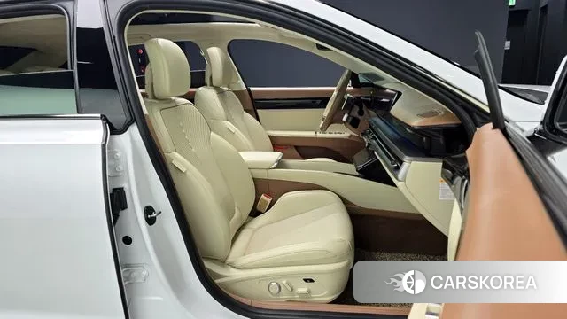 Hyundai Grandeur Hybrid (GN7) id 2974511 из Кореи 20