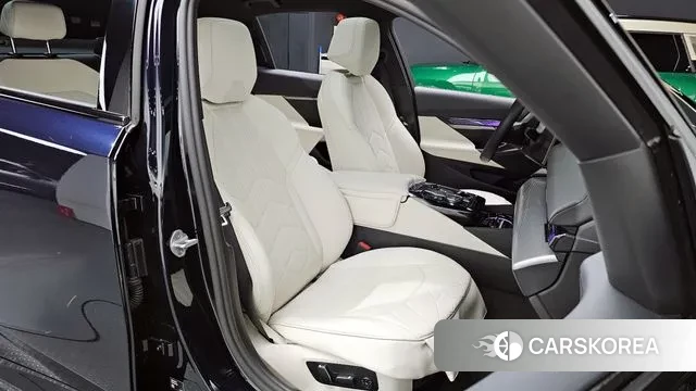 BMW 5 Series (G60) id 3684392 из Кореи 20