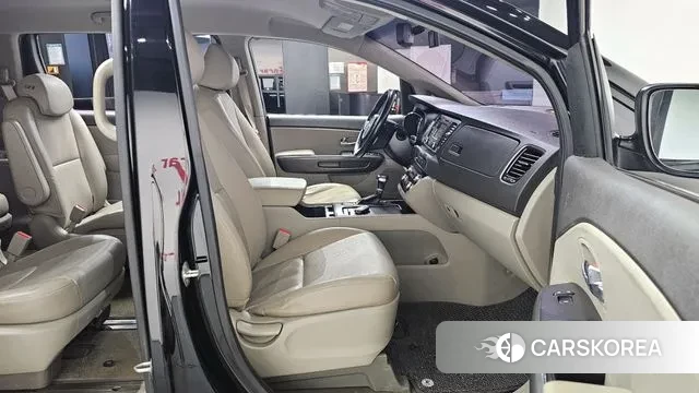 Kia All New Carnival id 3599193 из Кореи 20