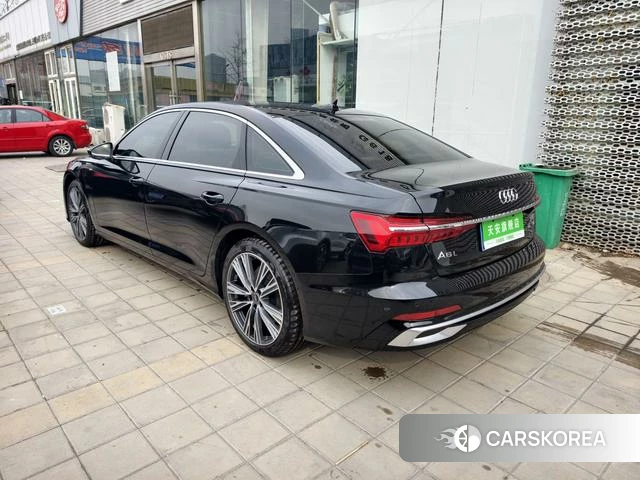 Audi A6L id 4208608 из Китая 23