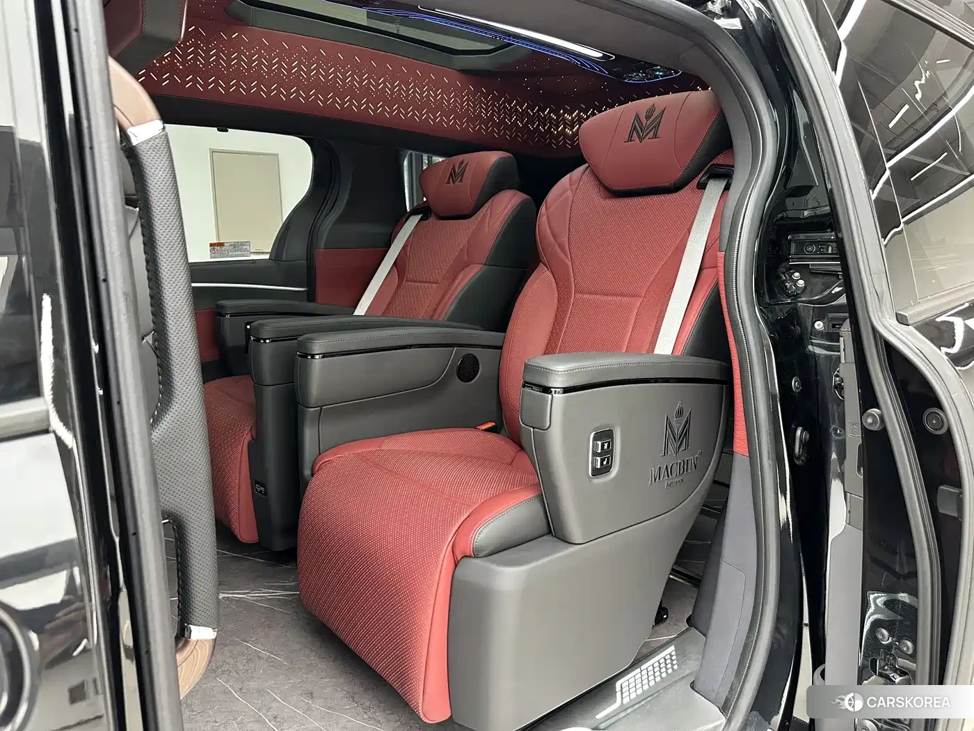 Toyota Sienna id 4655169 из Китая 27