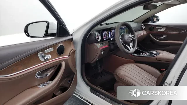 Mercedes-Benz E-Class W213 id 3789198 из Кореи 20
