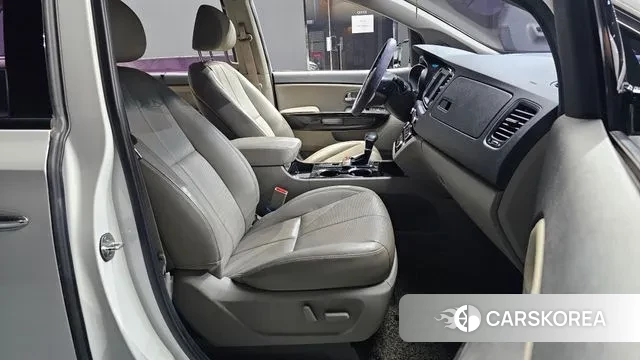 Kia The New Carnival id 2966611 из Кореи 20