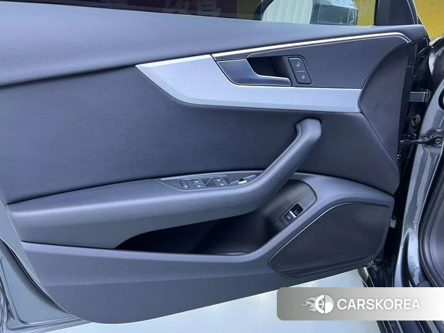 Audi A4L id 4259178 из Китая 24