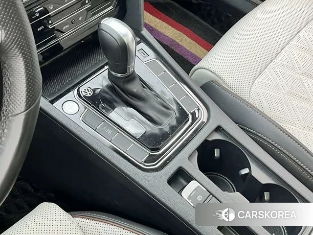 Volkswagen Magotan id 4275944 из Китая 28