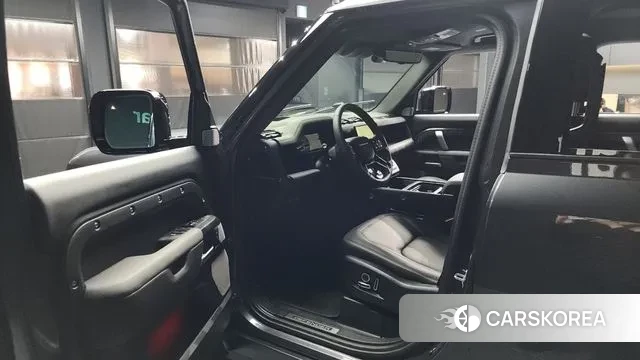 Land Rover Defender (L663) id 3365415 из Кореи 20