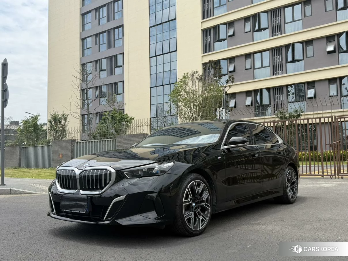 BMW 5 series id 4467865 из Китая 16