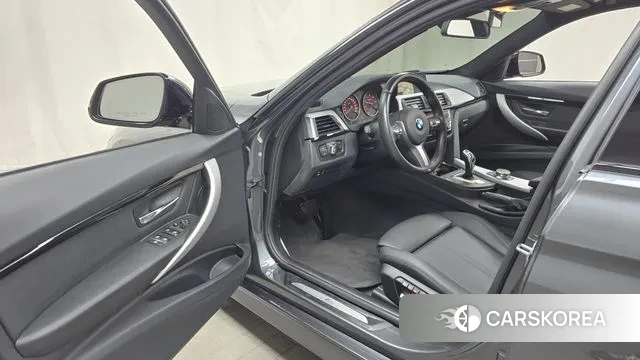 BMW 3 Series (F30) id 3429582 из Кореи 20