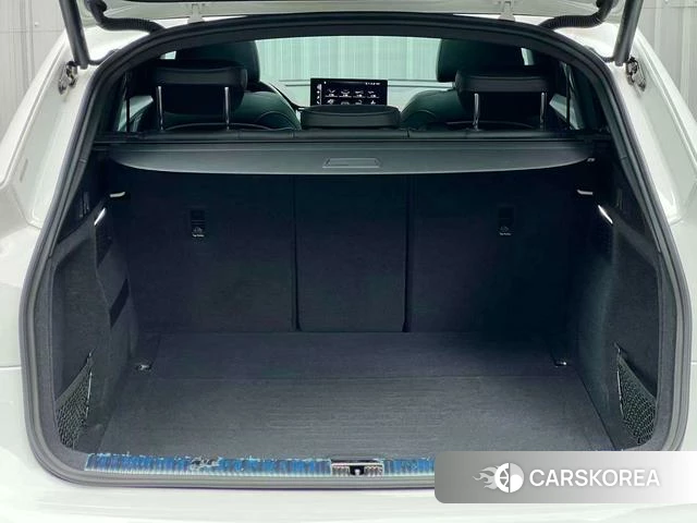 Audi Q5L Sportback id 4213846 из Китая 30
