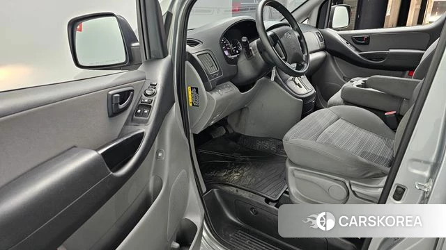 Hyundai The New Grand Starex id 4187770 из Кореи 30