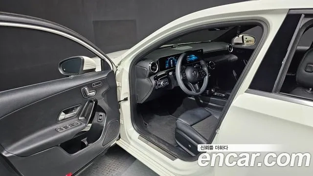 Mercedes-Benz A-Class W177 id 2912284 из Кореи 19
