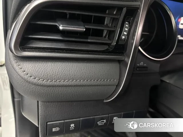 Toyota Camry (XV70) id 3335068 из Кореи 18