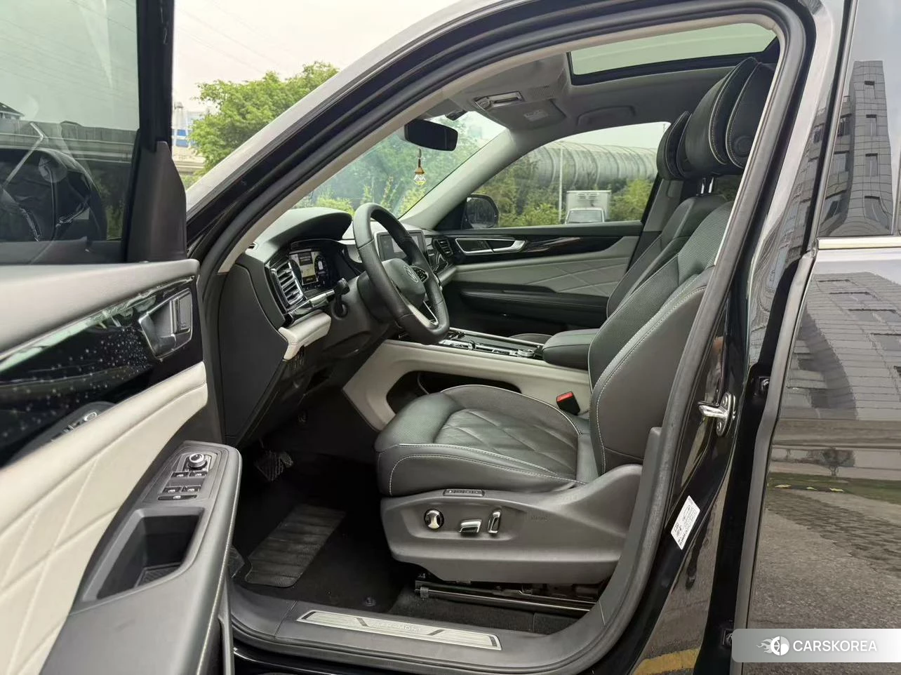 Volkswagen Tourang id 4487518 из Китая 13