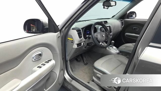 Kia Soul EV id 3845851 из Кореи 20