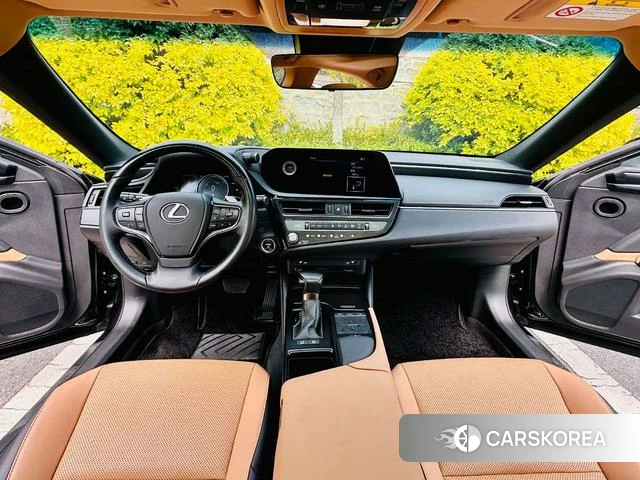 Lexus ES id 4278303 из Китая 18