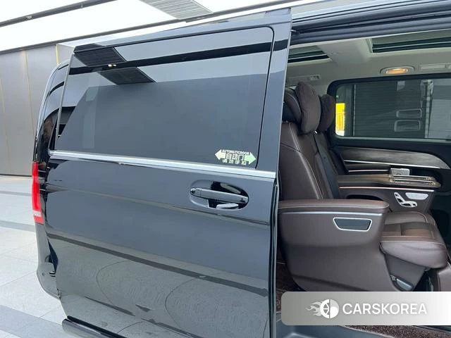 Mercedes-Benz V-class id 4307563 из Китая 31