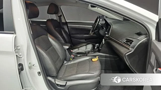 Hyundai The New Avante AD id 3677235 из Кореи 20