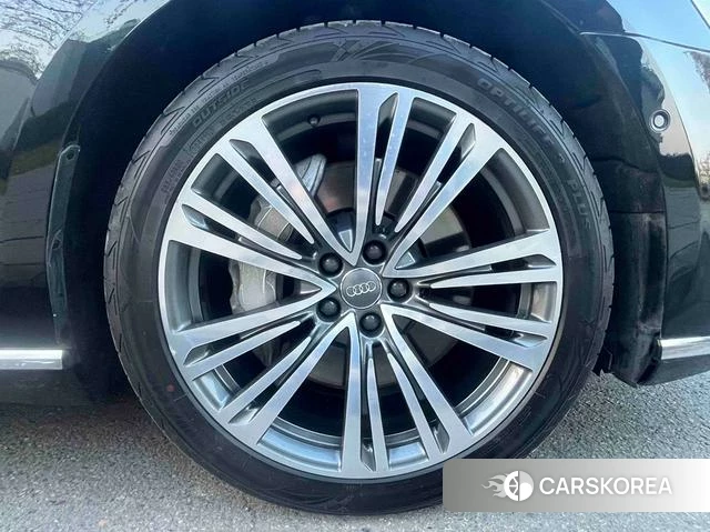 Audi A8 id 4219191 из Китая 21