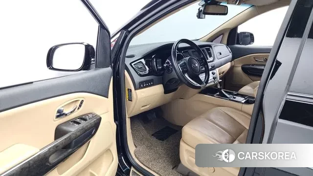 Kia The New Carnival id 3568424 из Кореи 20