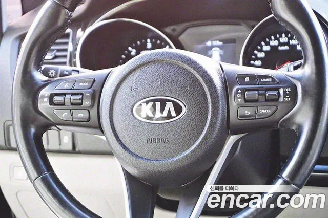 Kia The New Carnival id 2307506 из Кореи 20