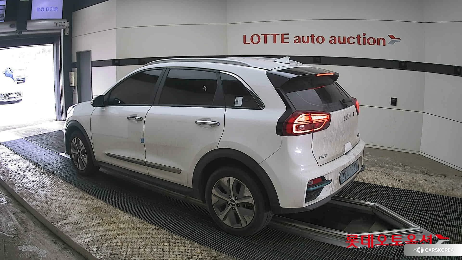 Kia Niro EV id 3888421 из Кореи 38