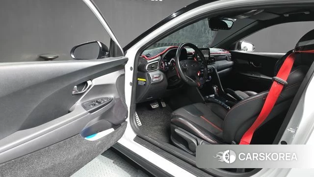 Hyundai Veloster (JS) id 4403496 из Кореи 30