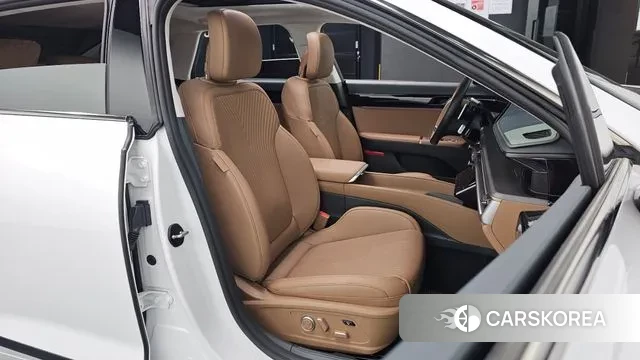 Hyundai Grandeur (GN7) id 3644866 из Кореи 20