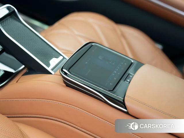 Mercedes-Benz Maybach S-class id 4260260 из Китая 25