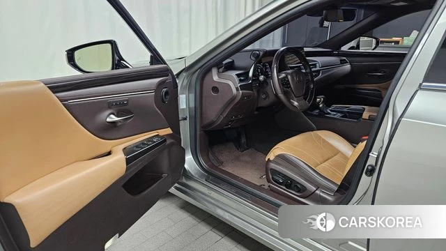 Lexus ES300h 7th generation id 4647698 из Кореи 20