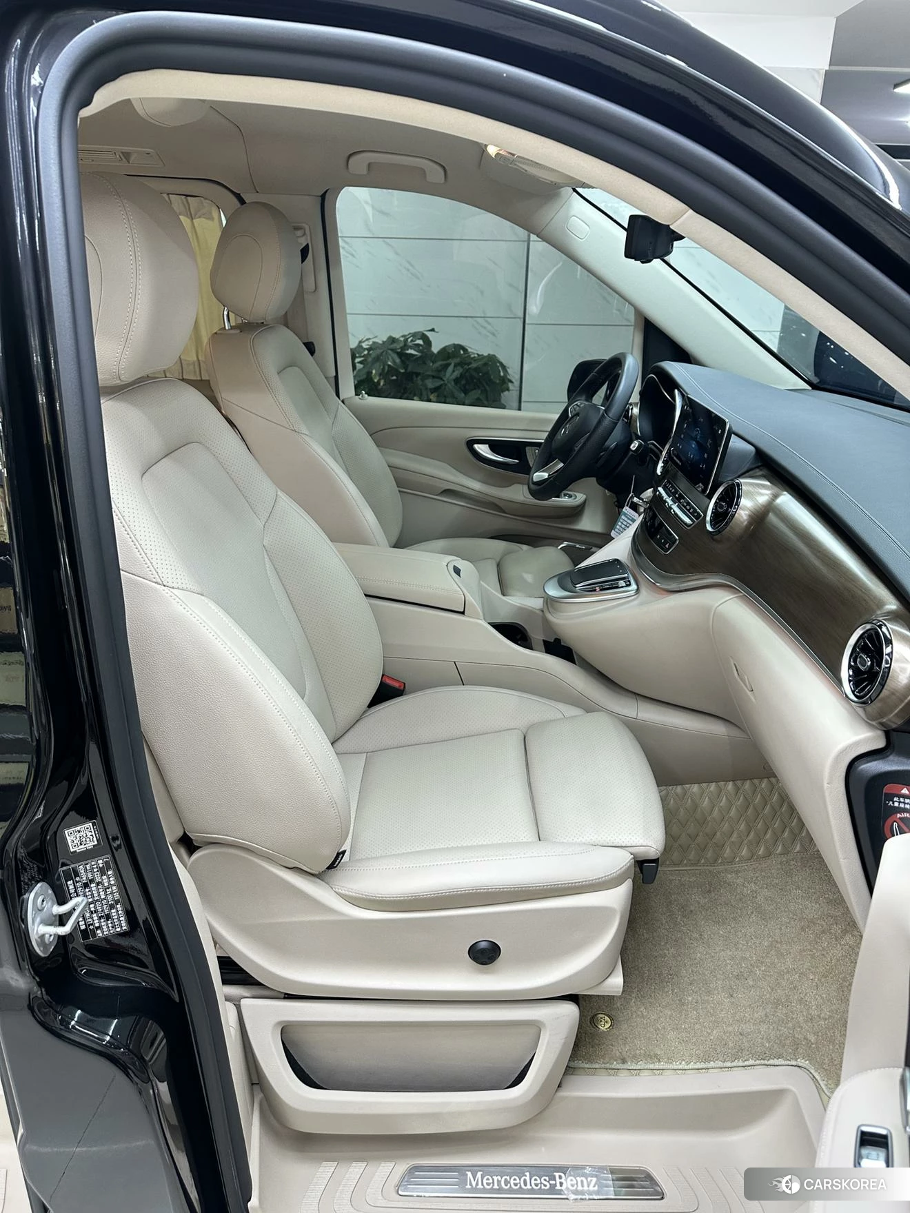 Mercedes-Benz V-class id 4492645 из Китая 23