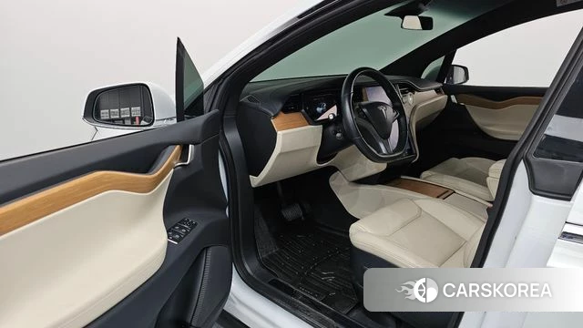 Tesla Model X id 4429575 из Кореи 20