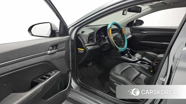 Hyundai Avante AD id 4610419 из Кореи 30