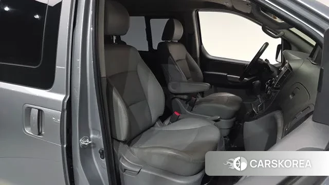 Hyundai The New Grand Starex id 2932096 из Кореи 20