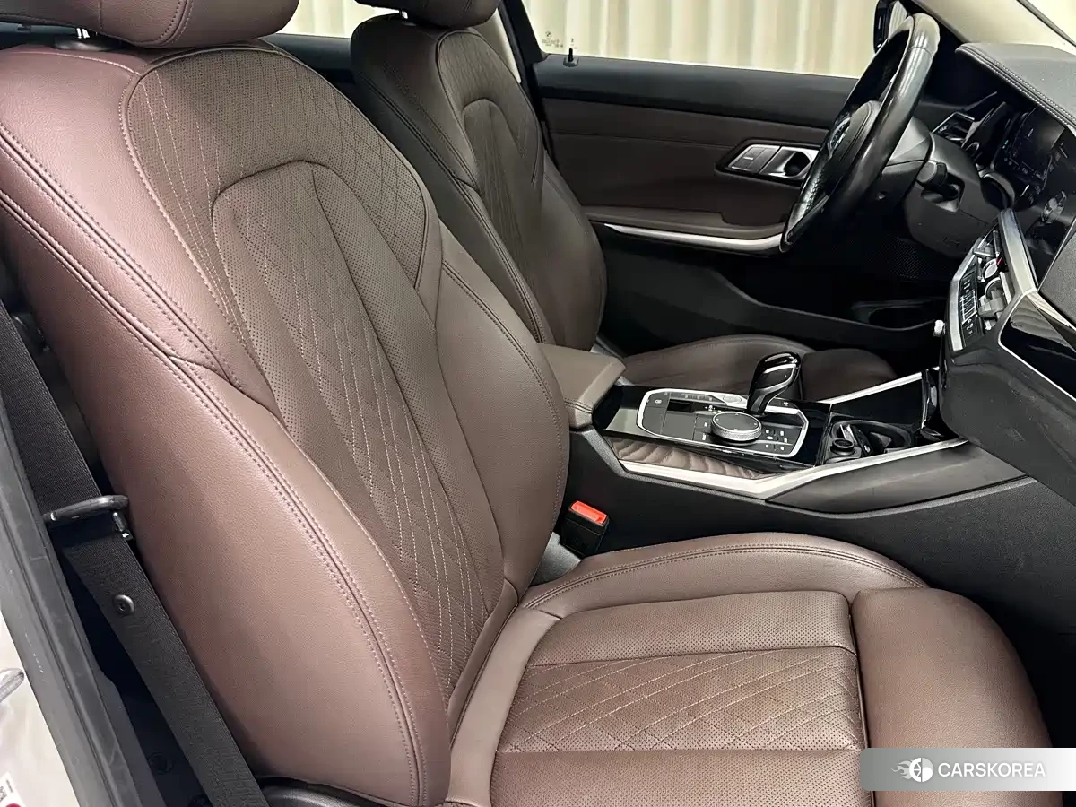 BMW 3 series id 4589433 из Китая 23