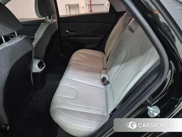 Hyundai Avante (CN7) id 3691789 из Кореи 19