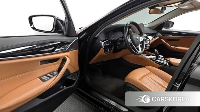 BMW 5 Series (G30) id 3630230 из Кореи 20