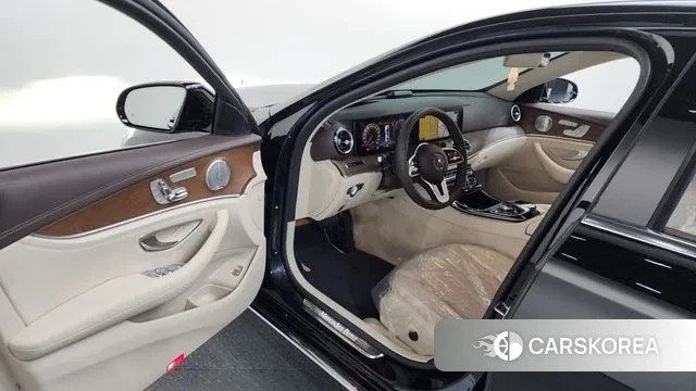 Mercedes-Benz E-Class W213 id 3578149 из Кореи 20