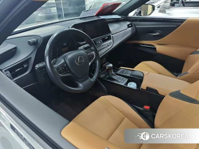 Lexus ES id 4342103 из Китая 20