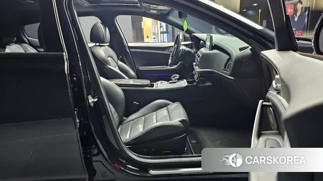 Kia Stinger id 3547597 из Кореи 20