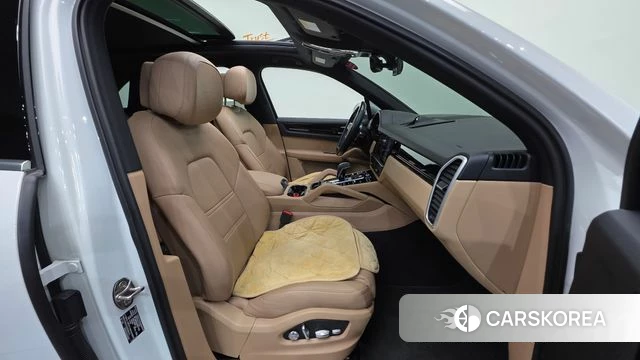 Porsche Cayenne (PO536) id 4403270 из Кореи 34