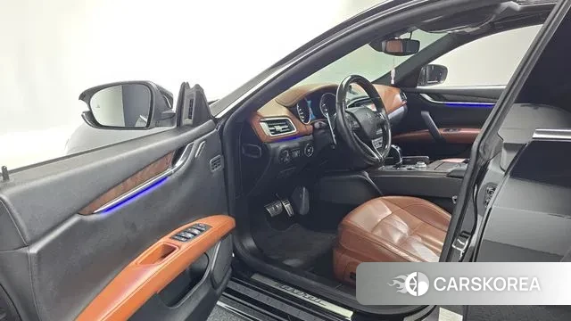 Maserati Ghibli id 3351340 из Кореи 20