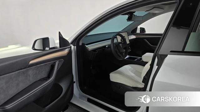 Tesla Model Y id 4670363 из Кореи 34