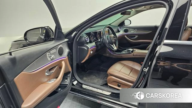 Mercedes-Benz E-Class W213 id 3924665 из Кореи 20