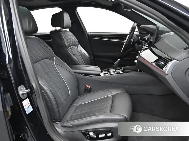 BMW 5 Series (G30) id 3488024 из Кореи 20