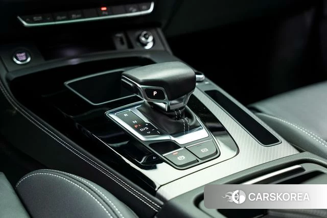 Audi Q5L id 4313690 из Китая 26