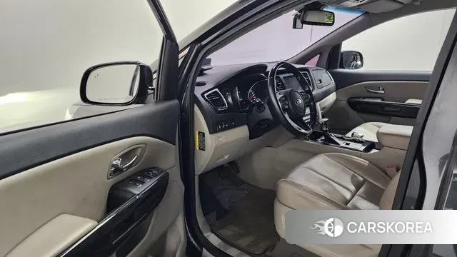 Kia The New Carnival id 3692500 из Кореи 20